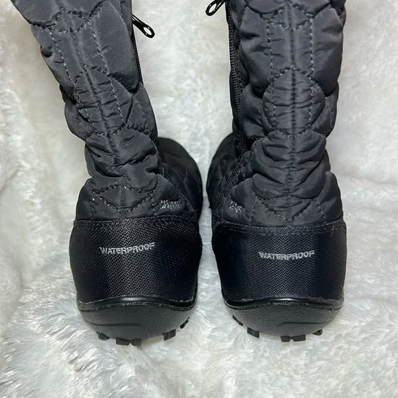 Columbia Black Quilted Snow Boots - Picture 4 of 8